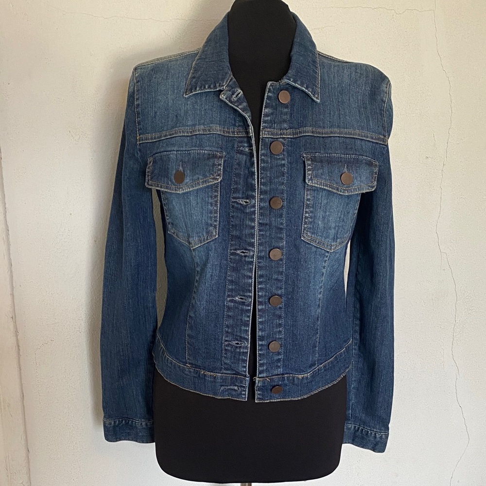 Kut from the Kloth Classic Denim Jacket Size M